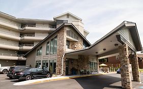 Twin Mountain Inn & Suites